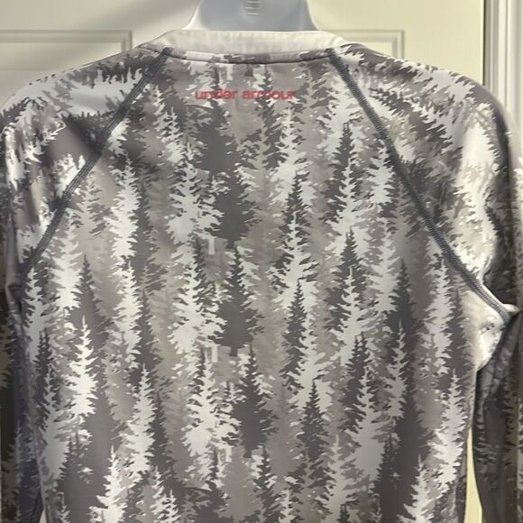 Under Armour Women’s Fitted Pullover W/ Long Sleeve Snap V-Neck & Sleeves- Med - Picture 10 of 15